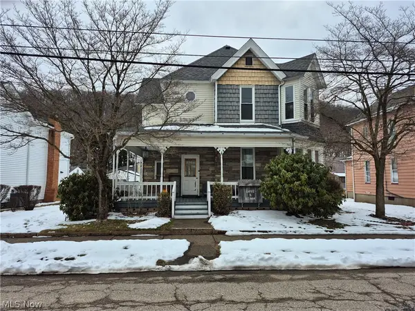 902 Second Avenue, New Cumberland, WV 26047