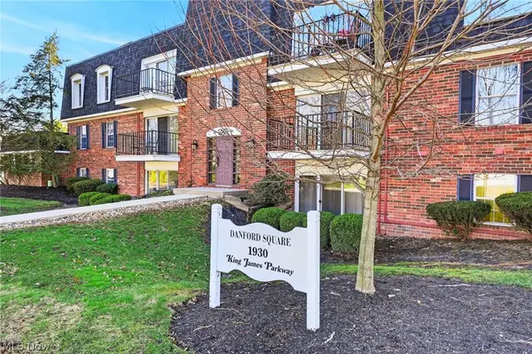 1930 King James #205, Westlake, OH 44145