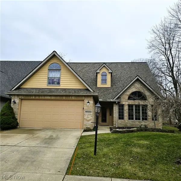 22693 Melissa Lane, Strongsville, OH 44149