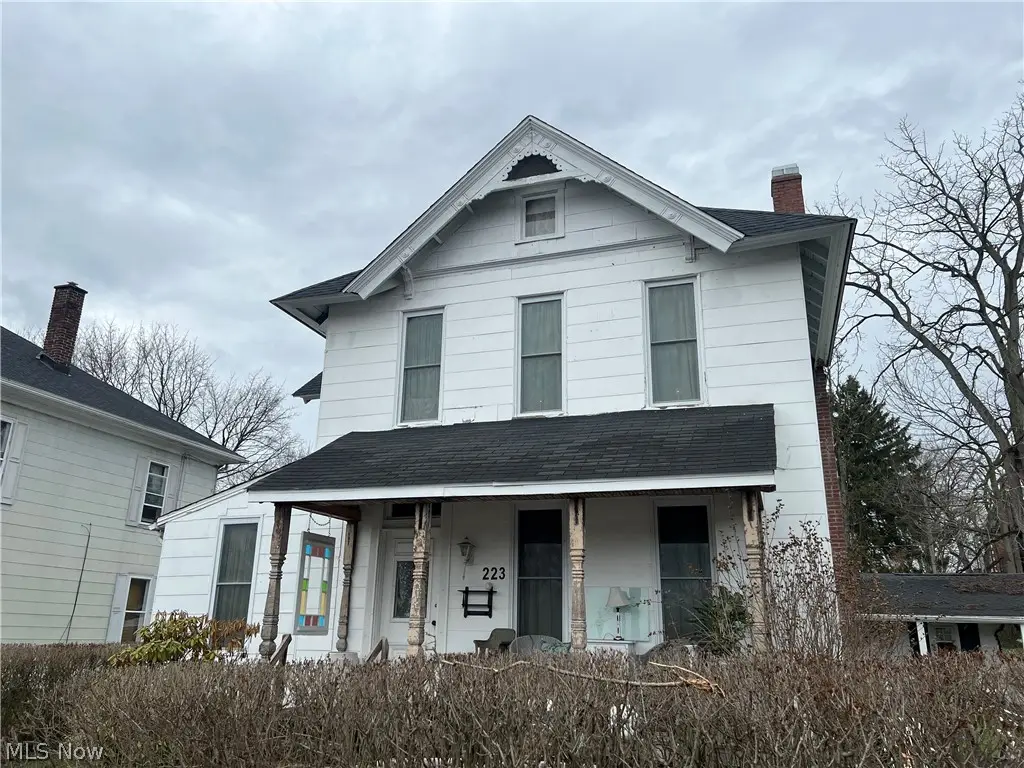 223 S Main Street, Columbiana, OH 44408 - #1