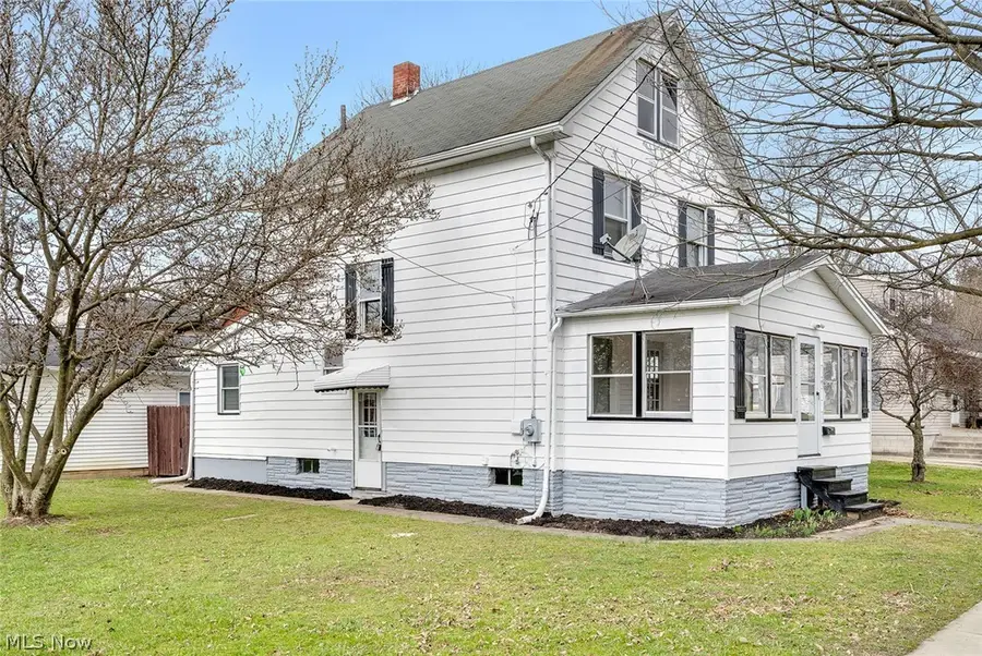 70 S Glenellen Avenue, Youngstown, OH 44509 - #3