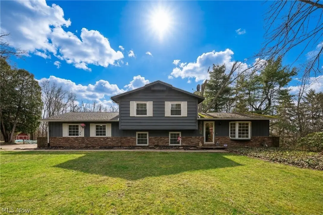 1420 Trails End Drive, New Franklin, OH 44216 - #1