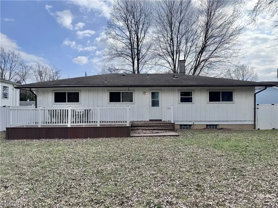 4230 Selkirk Avenue, Youngstown, OH 44511 - #2