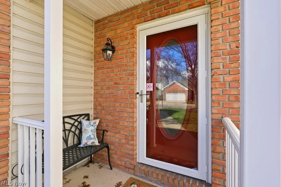 16506 Sunwood Oval, Strongsville, OH 44136 - #3