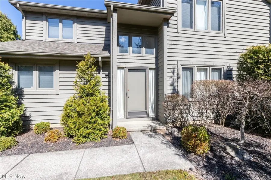 4 Chelsea Court, Beachwood, OH 44122 - #3