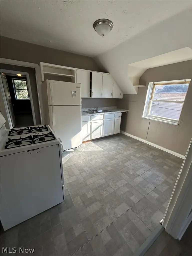 3457 E 105th Street, Cleveland, OH 44104 - #2