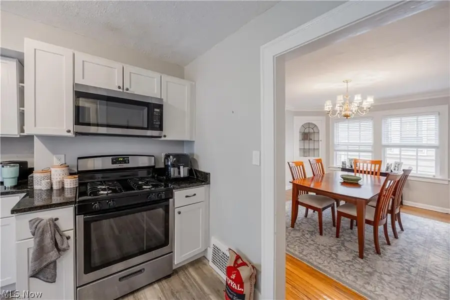 18520 Winslow Road, Shaker Heights, OH 44122 - #3