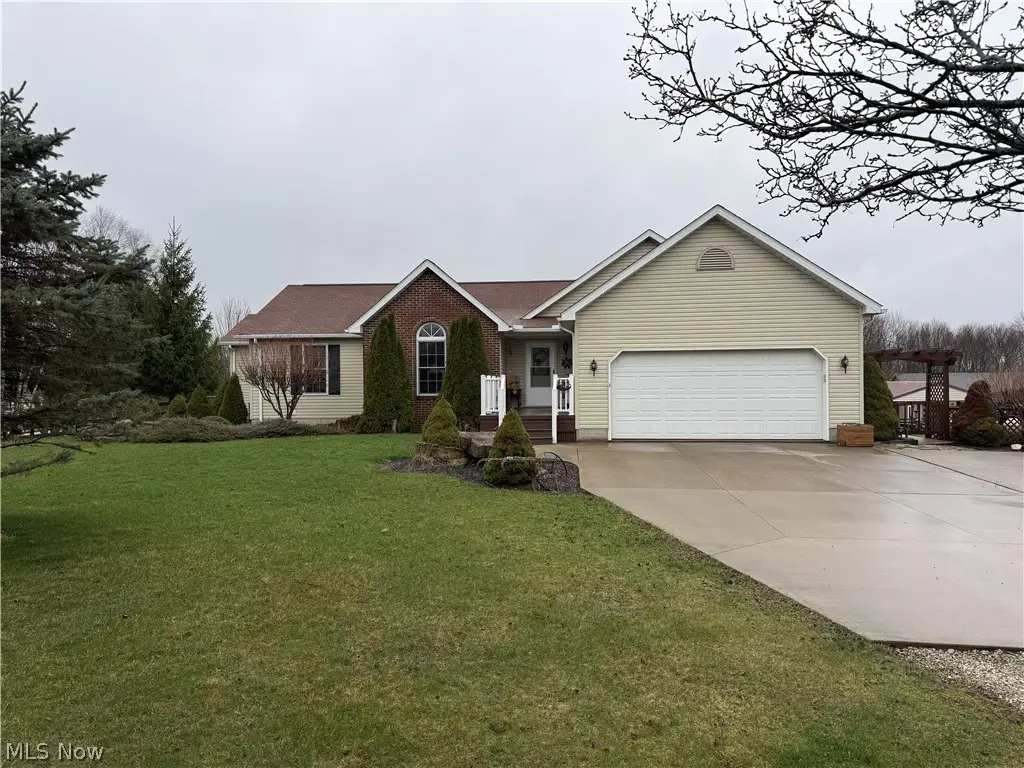 7047 Dial Sw Road, Carrollton, OH 44615 - #1