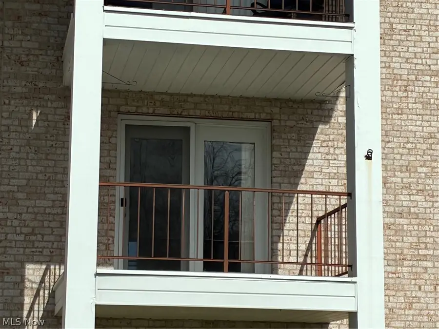 7374 Eisenhower Drive #3, Boardman, OH 44512 - #3