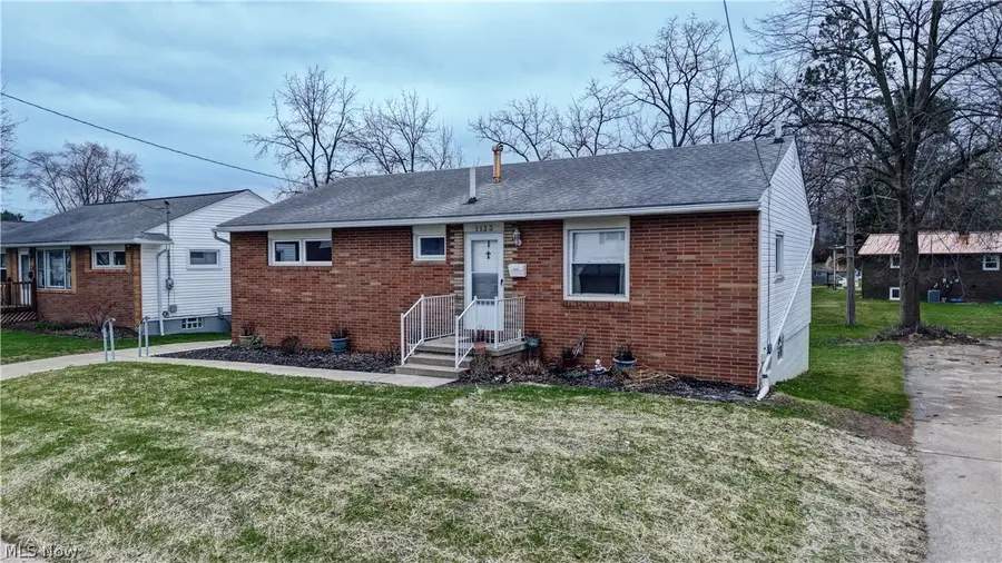 1133 Clearmount Se Avenue, North Canton, OH 44720 - #2