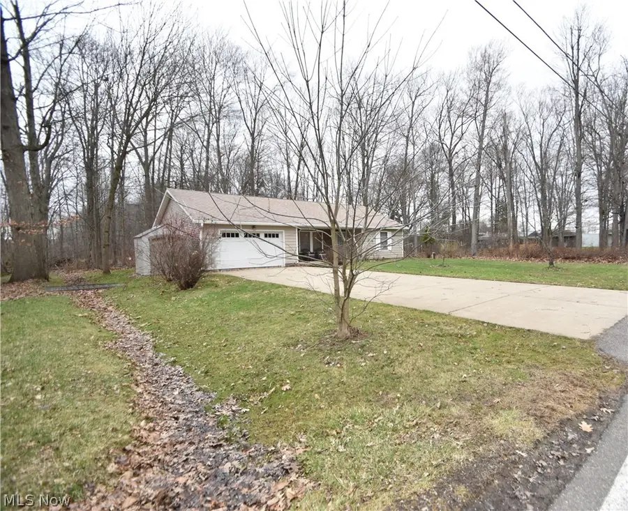 8230 Stadler Avenue, Boardman, OH 44512 - #2