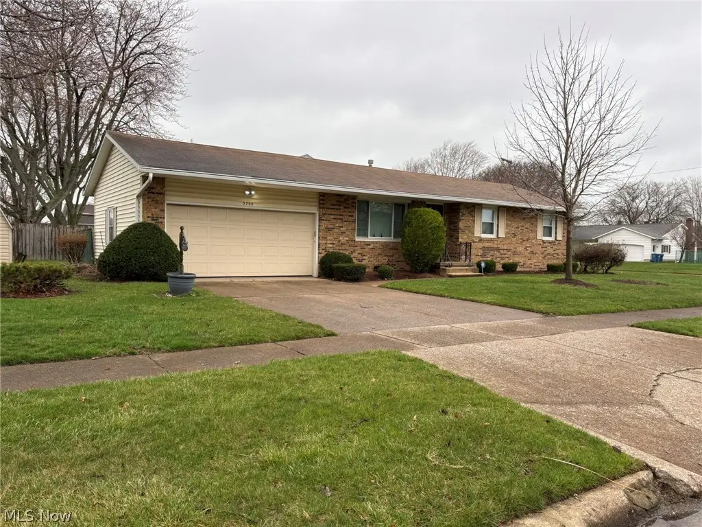 3700 Marshall Avenue, Lorain, OH 44053 - #1
