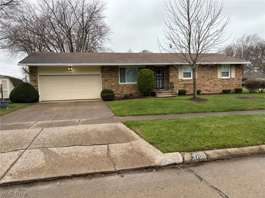 3700 Marshall Avenue, Lorain, OH 44053 - #3