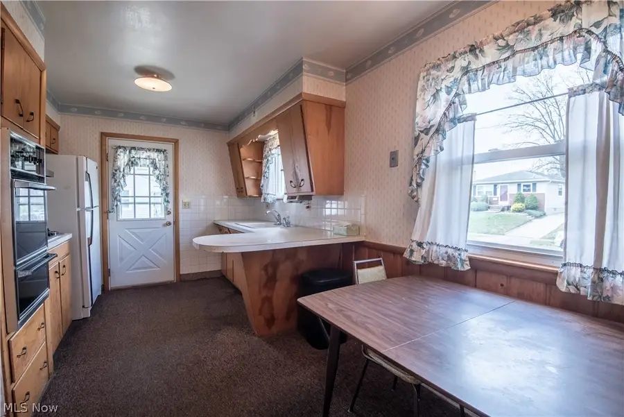 483 Hillman Road, Akron, OH 44312 - #2