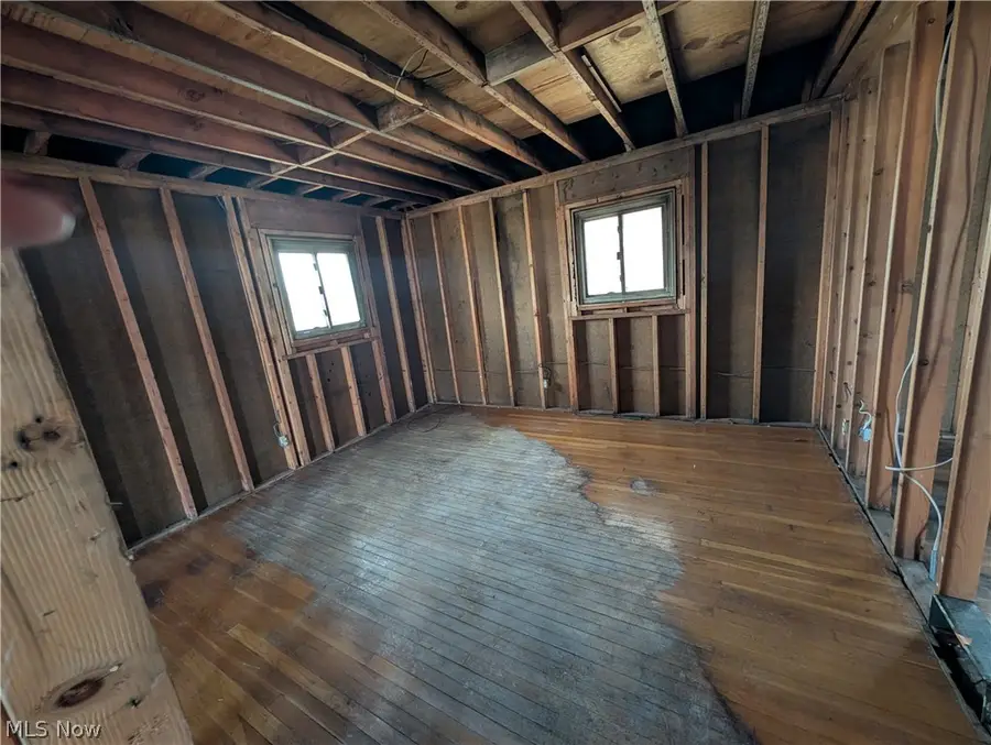 3346 Regina Avenue, Lorain, OH 44052 - #3