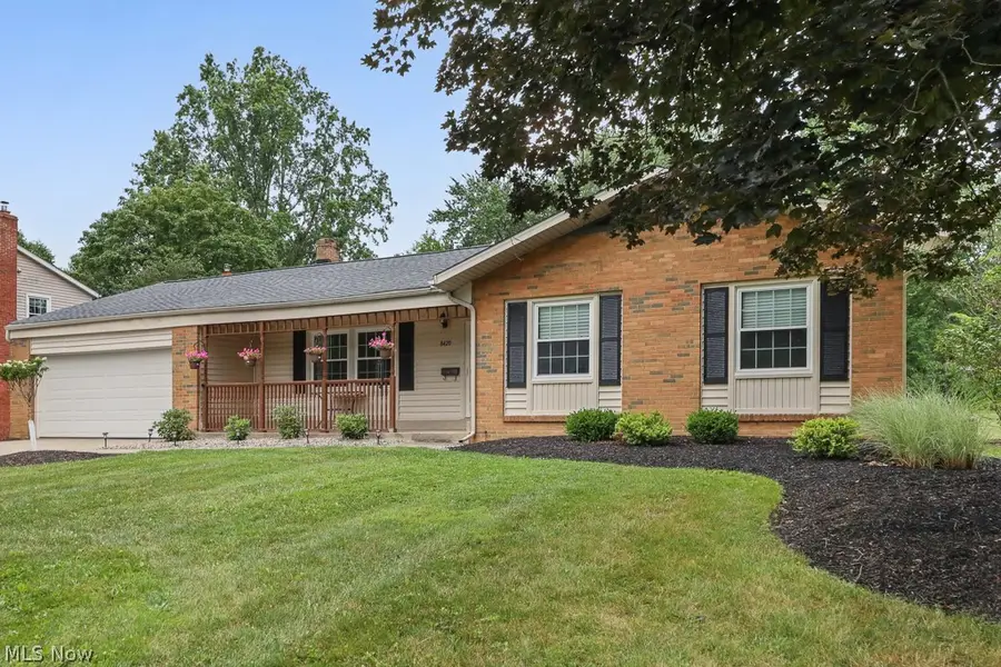 8420 Sunnydale Drive, Brecksville, OH 44141 - #2