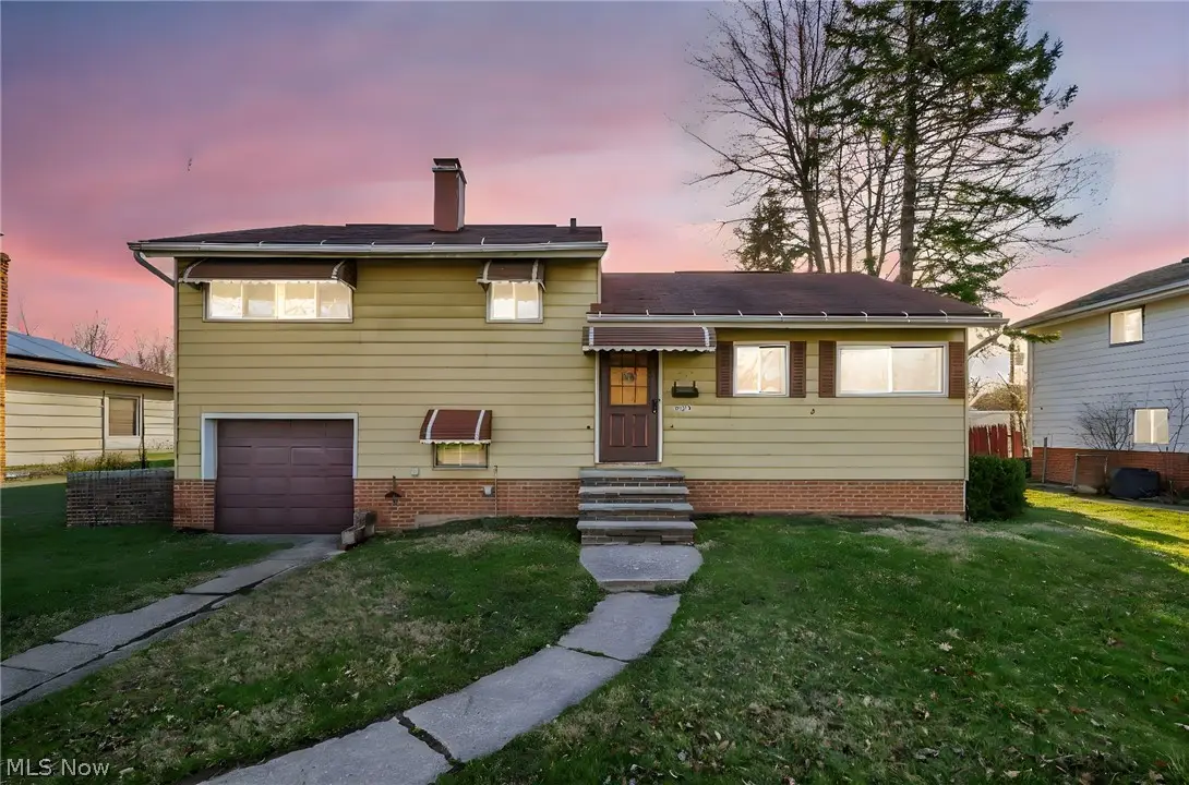 5873 Doxmere Drive, Parma Heights, OH 44130 - #1