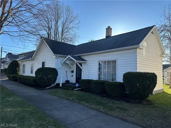 122 5th Sw Street, New Philadelphia, OH 44663