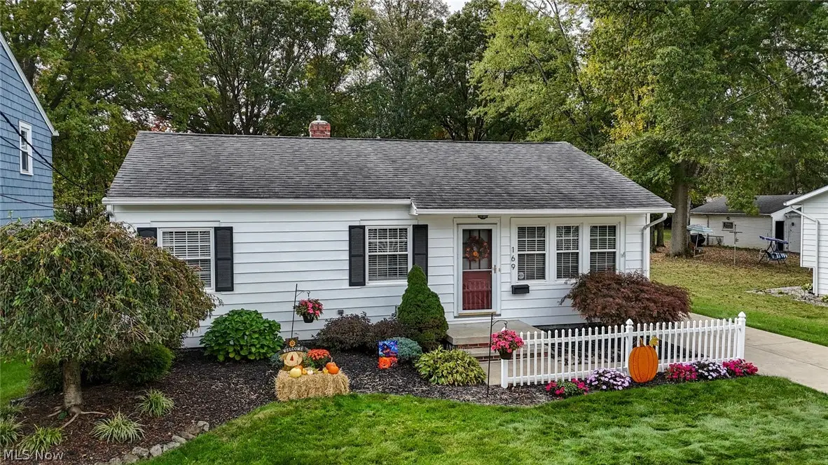 169 Kempton Drive, Berea, OH 44017 - #1