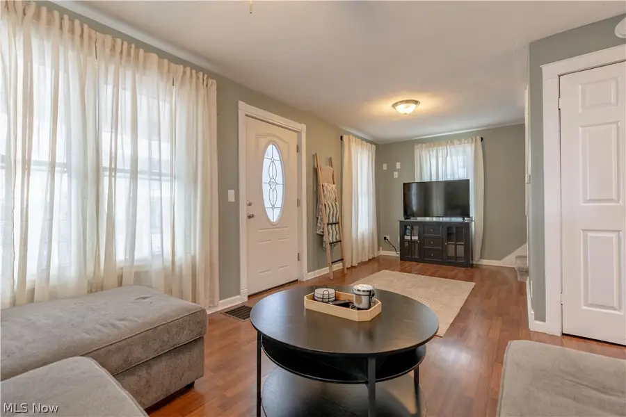 702 Griffith Sw Avenue, Massillon, OH 44647 - #2