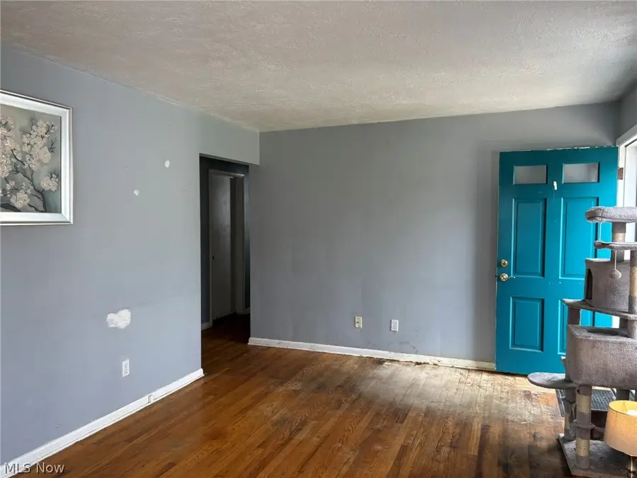 894 S Main Street, Amherst, OH 44001 - #2