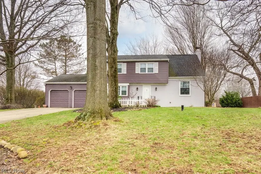 5981 Wiclif Ne Street, Canton, OH 44721 - #3