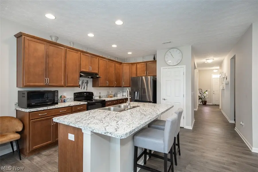 701 Cedar Crest Drive, Elyria, OH 44035 - #3