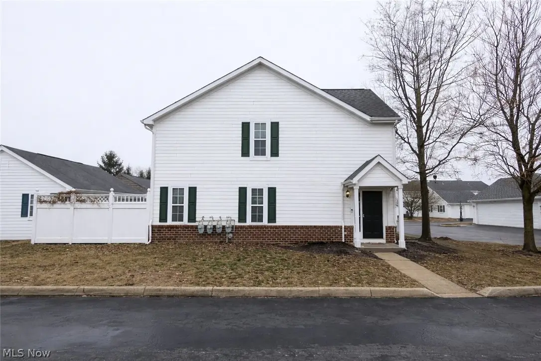 633 Lakeview S Drive, Grove City, OH 43123 - #1