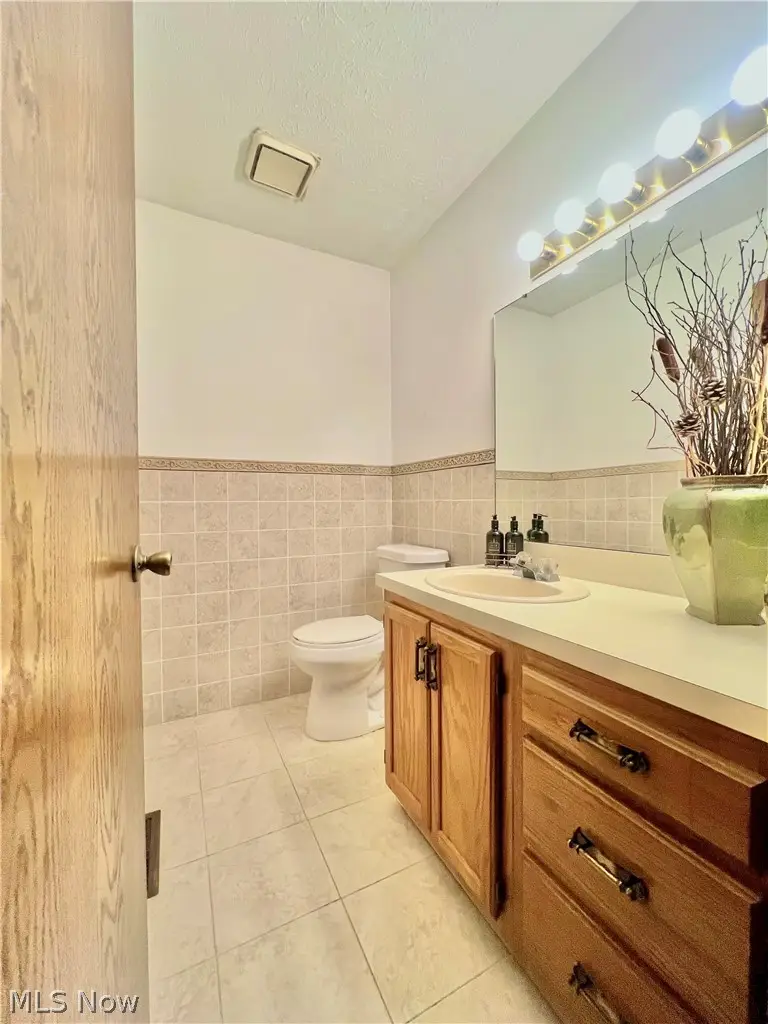 620 Topaz Lane, Brunswick, OH 44212 - #3