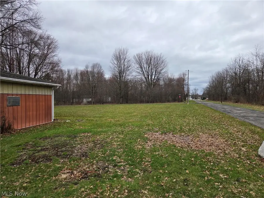 2410 Railroad Street, Newton Falls, OH 44444 - #3