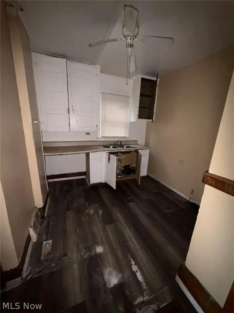 12520 Cornado Avenue, Cleveland, OH 44108 - #3