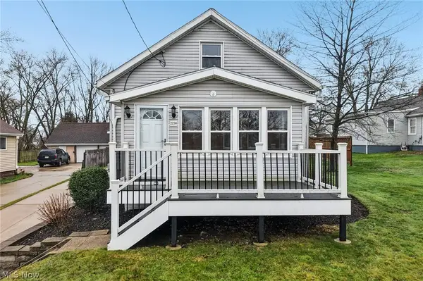 2230 Cooledge Avenue, Akron, OH 44305