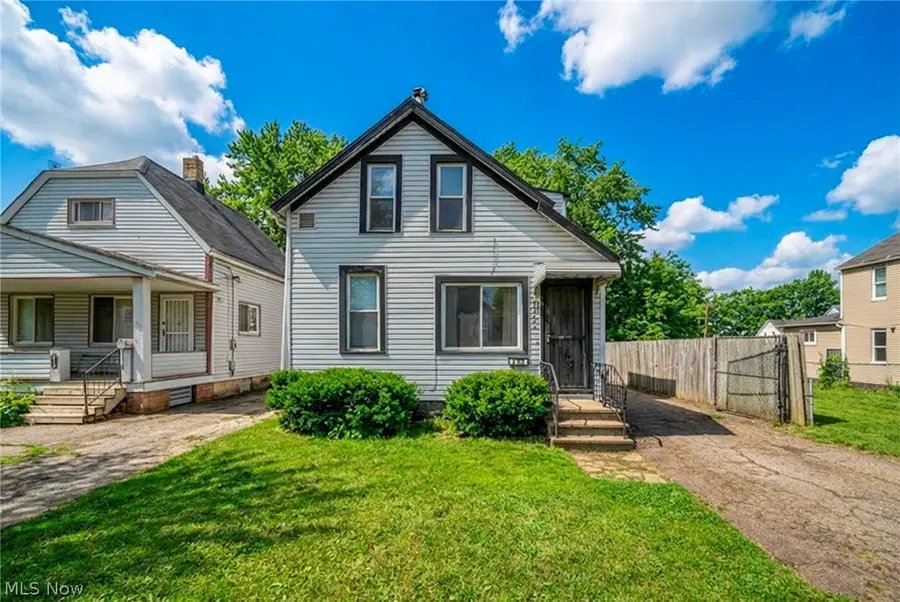 3606 E 54th Street, Cleveland, OH 44105 - #2