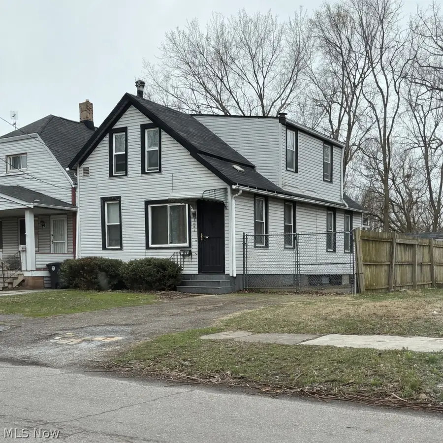 3606 E 54th Street, Cleveland, OH 44105 - #3