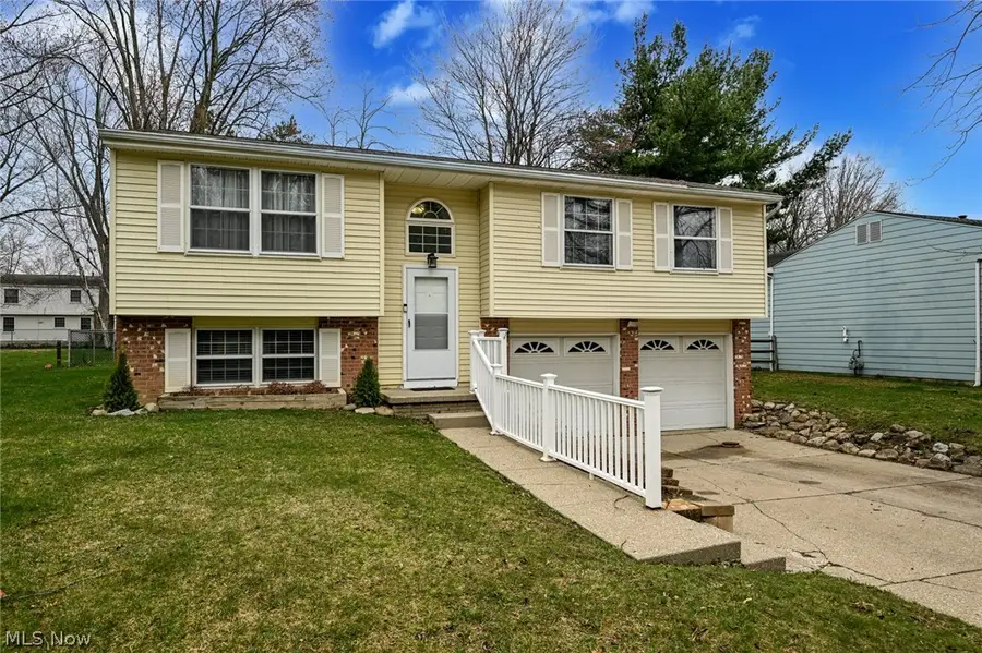 925 Gayer Drive, Medina, OH 44256 - #2