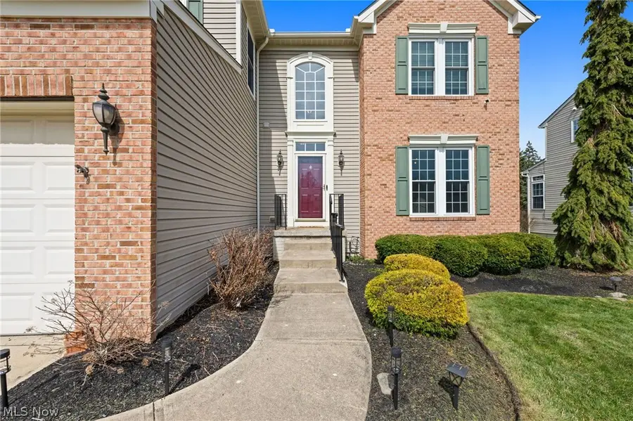 35086 Saddle Creek, Avon, OH 44011 - #3