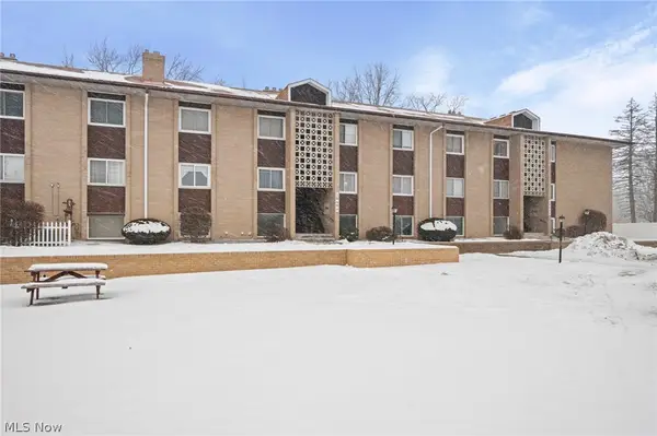 10436 N Church Drive #202, Parma Heights, OH 44130