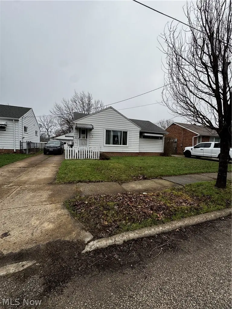 4361 W 155th Street, Cleveland, OH 44135 - #1