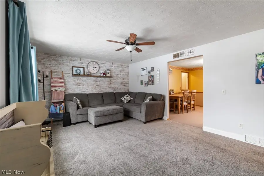 542 Snively Nw Avenue, Massillon, OH 44646 - #3