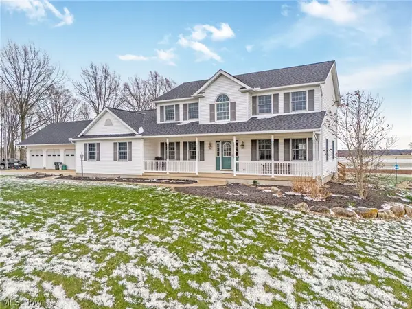 2186 Woodline Sw Avenue, North Lawrence, OH 44666