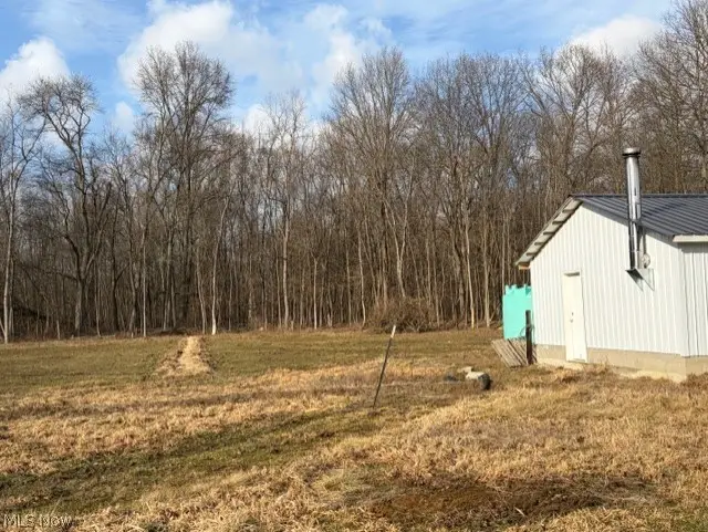 380 Flag Dale S Road, Junction City, OH 43748 - #3