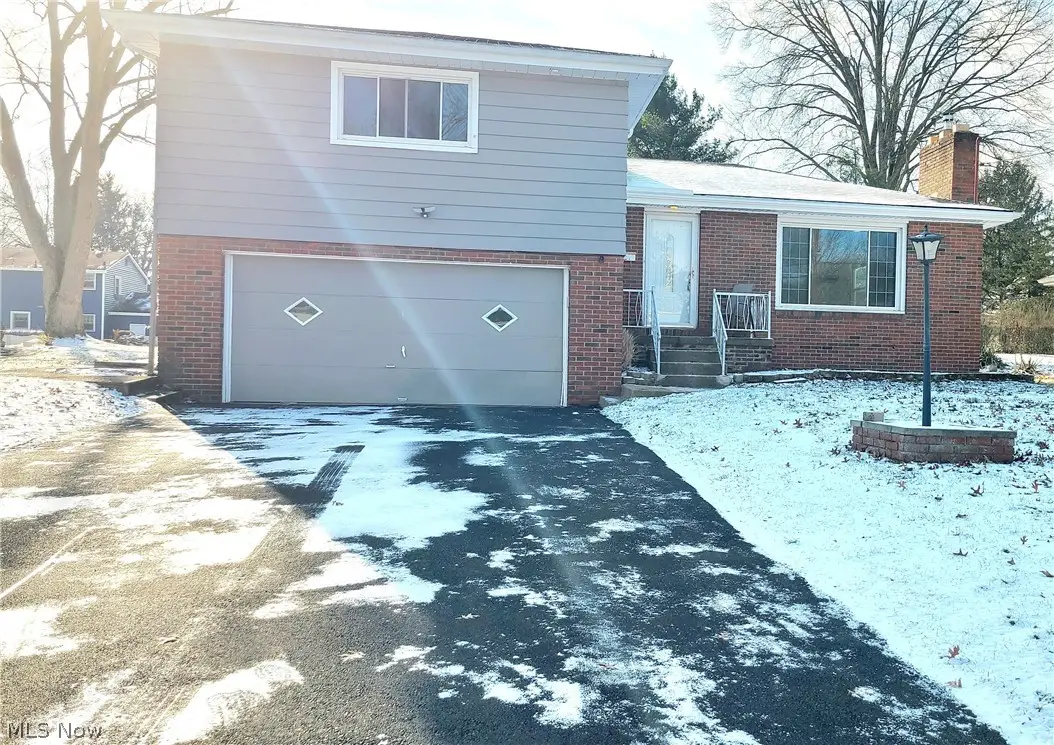 515 Murray Hill Drive, Youngstown, OH 44505 - #1