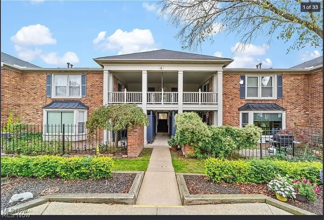 2108 Glouchester Drive, Lyndhurst, OH 44124 - #1