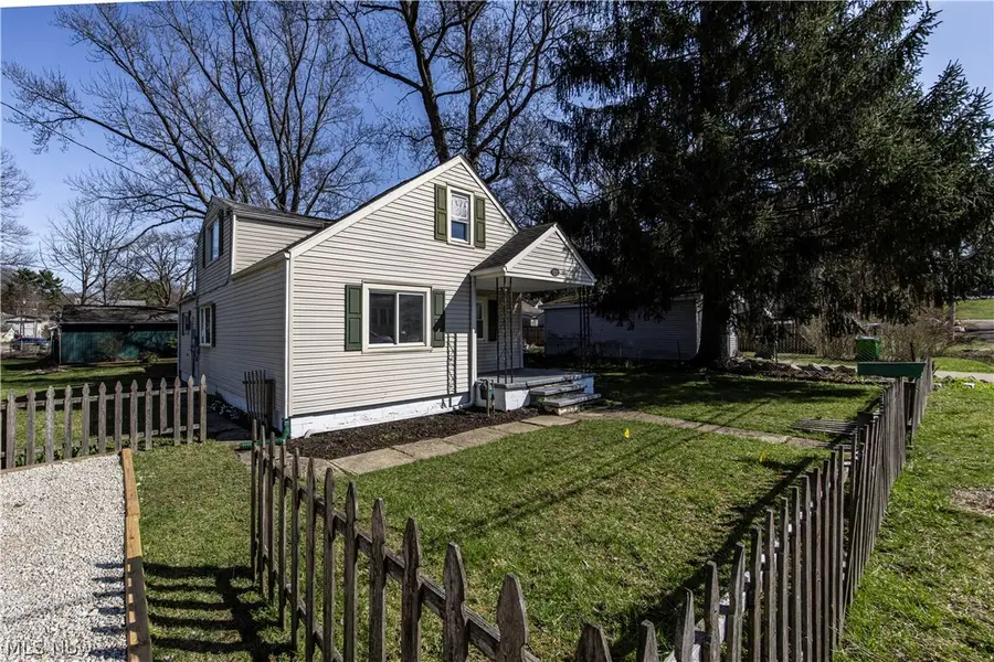 1463 4th Street, Lakemore, OH 44250 - #3