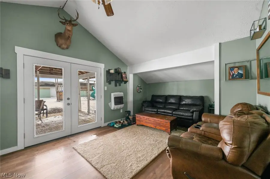 3504 Wakefield Creek Road, Farmdale, OH 44417 - #3