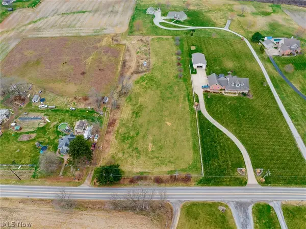 Pigeon Run Sw Avenue, Navarre, OH 44662