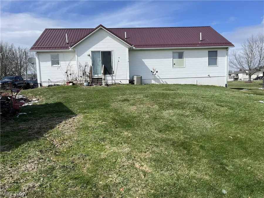 809 Bakers Addition, Hopedale, OH 43976 - #2