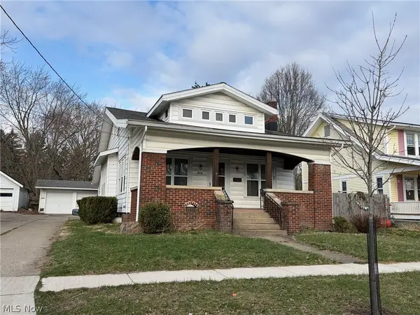 365 S Prospect Street, Medina, OH 44256