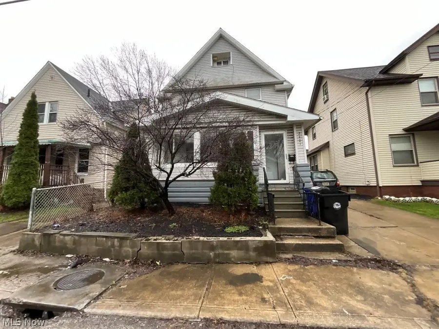2401 Garden, Cleveland, OH 44109 - #3