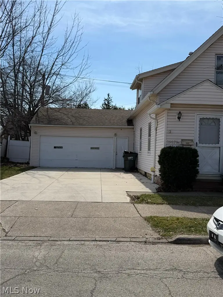 19870 Pasnow Avenue, Euclid, OH 44119 - #2